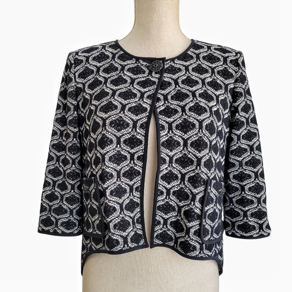 St. John Geometric Graphic Black &‎ Ivory Knit Blazer High Low Hem Size 4